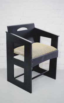 Mackintosh at the Willow arm chair