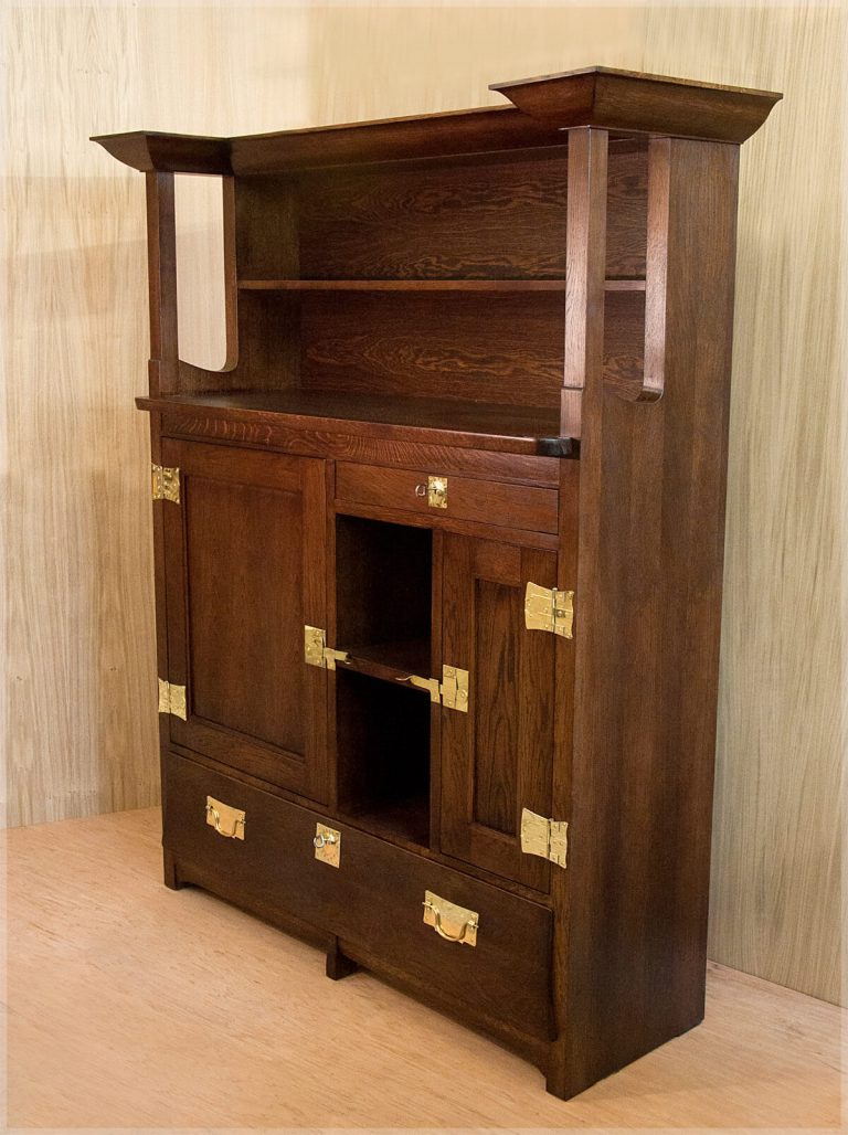 Hunterain sideboard