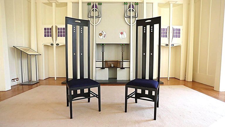 High-Back-Ingram-in-black-lacquer-finish
