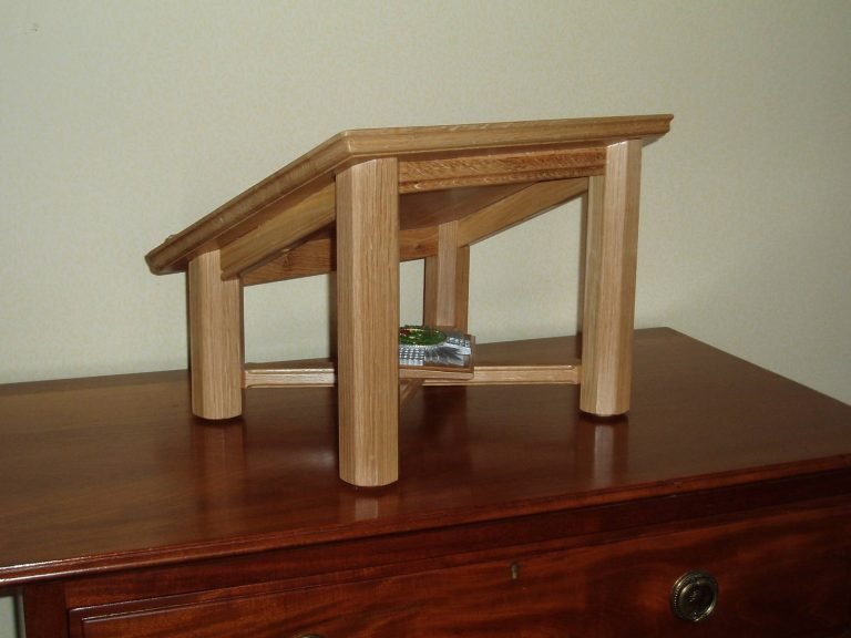 Canongate Lectern