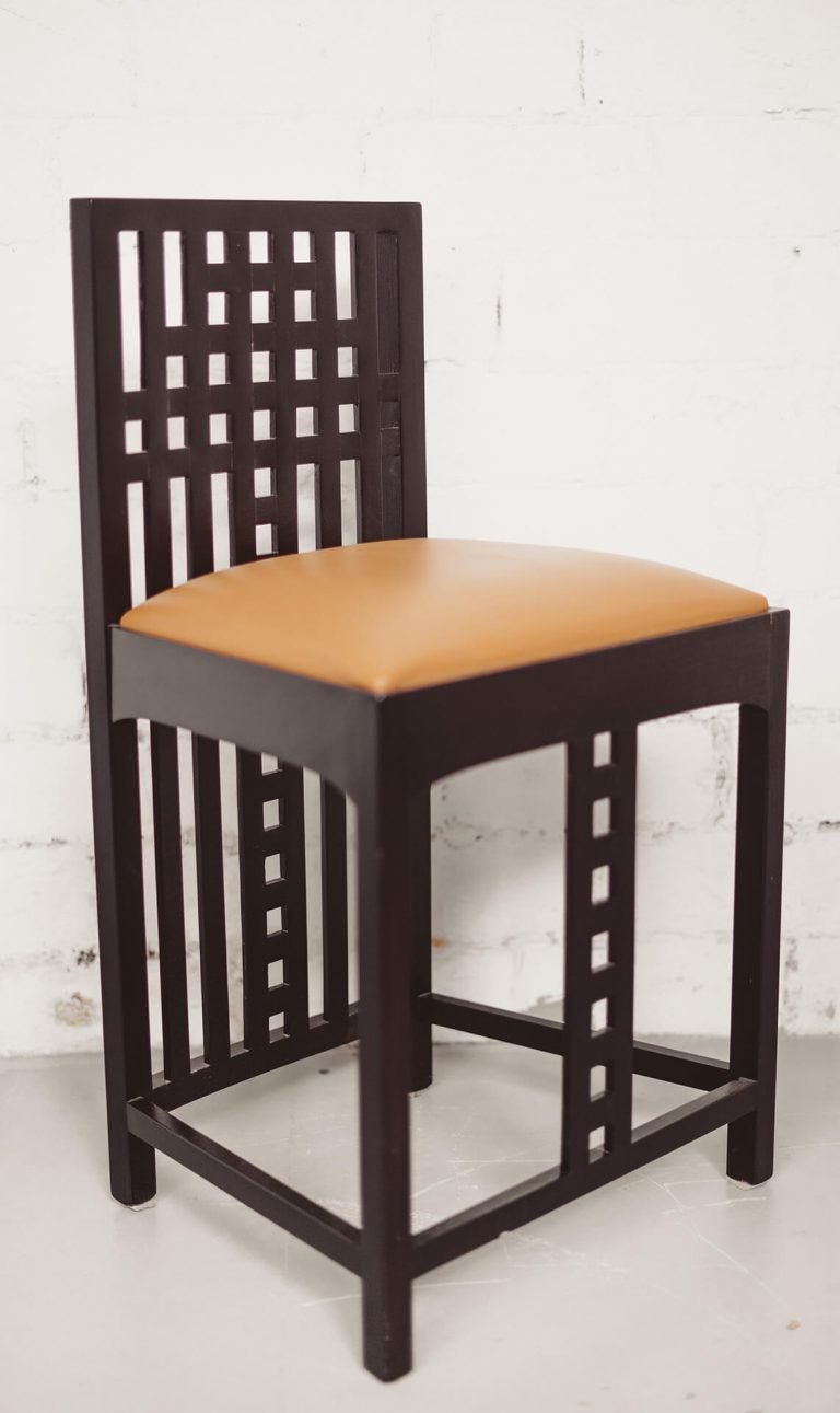 Hous'Hill Bedroom Chair